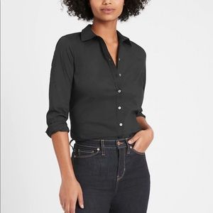 Banana Republic Tall Size 6 Button Up Riley Shirt